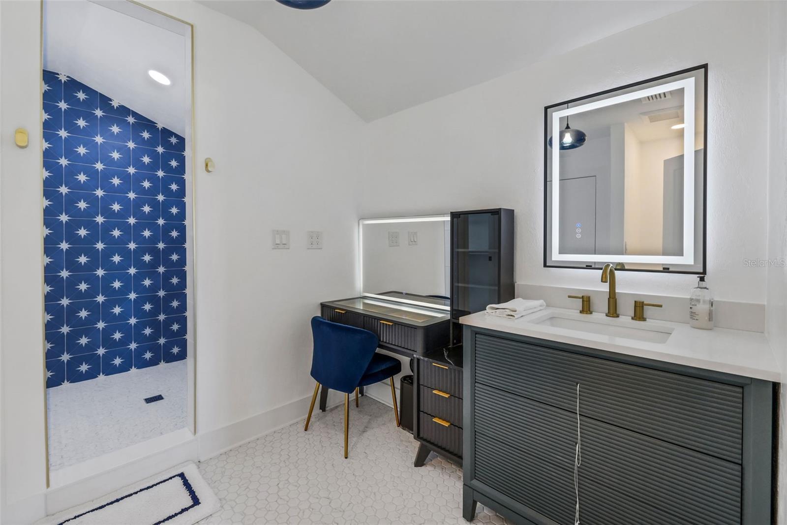 Image 39 of 80 For 39 Park Avenue