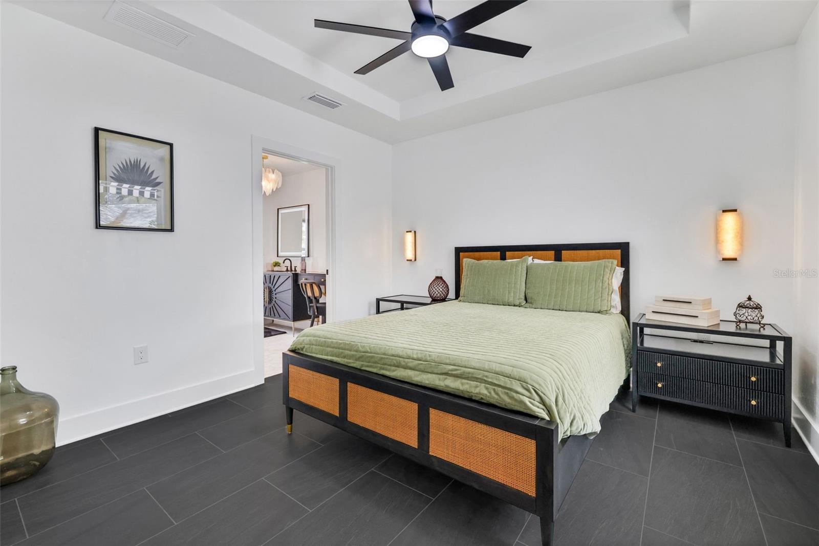 Image 9 of 80 For 39 Park Avenue