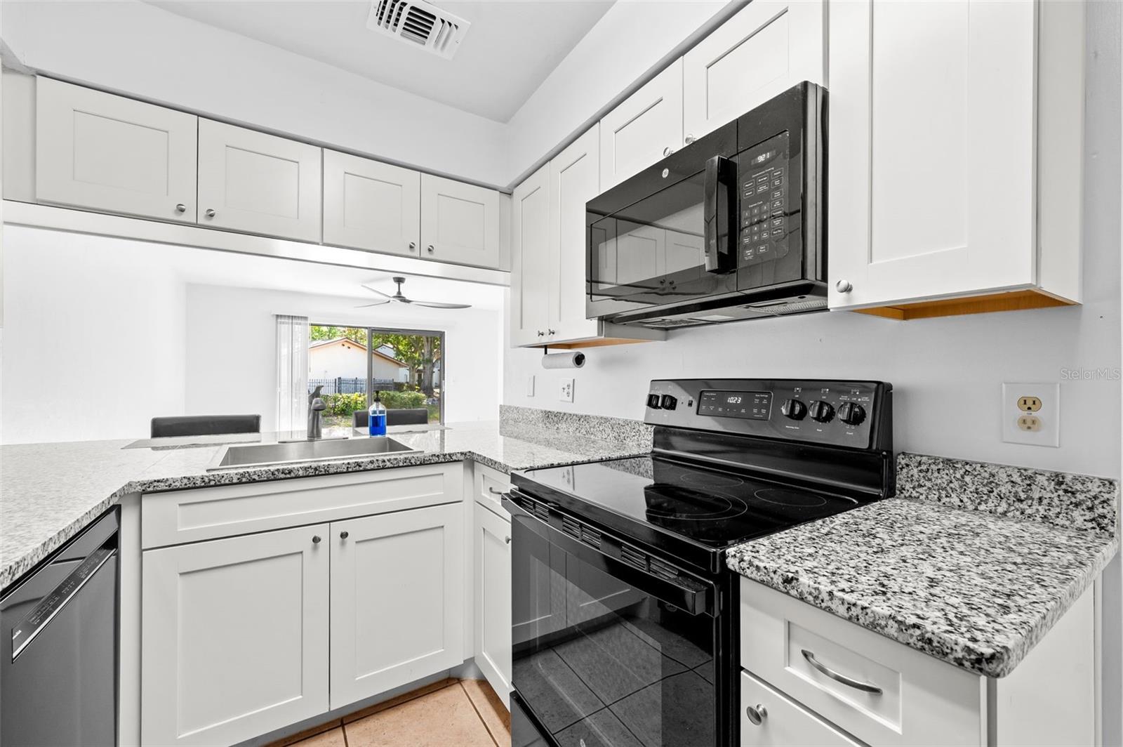 Image 18 of 44 For 2635 35th Place 1903