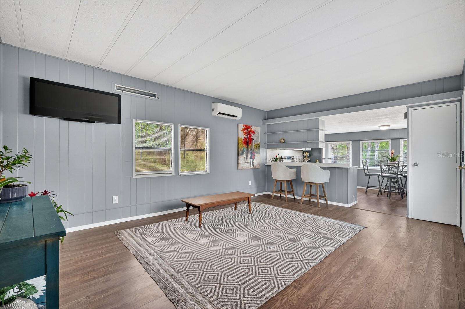 Image 10 of 39 For 112 Palmer Drive