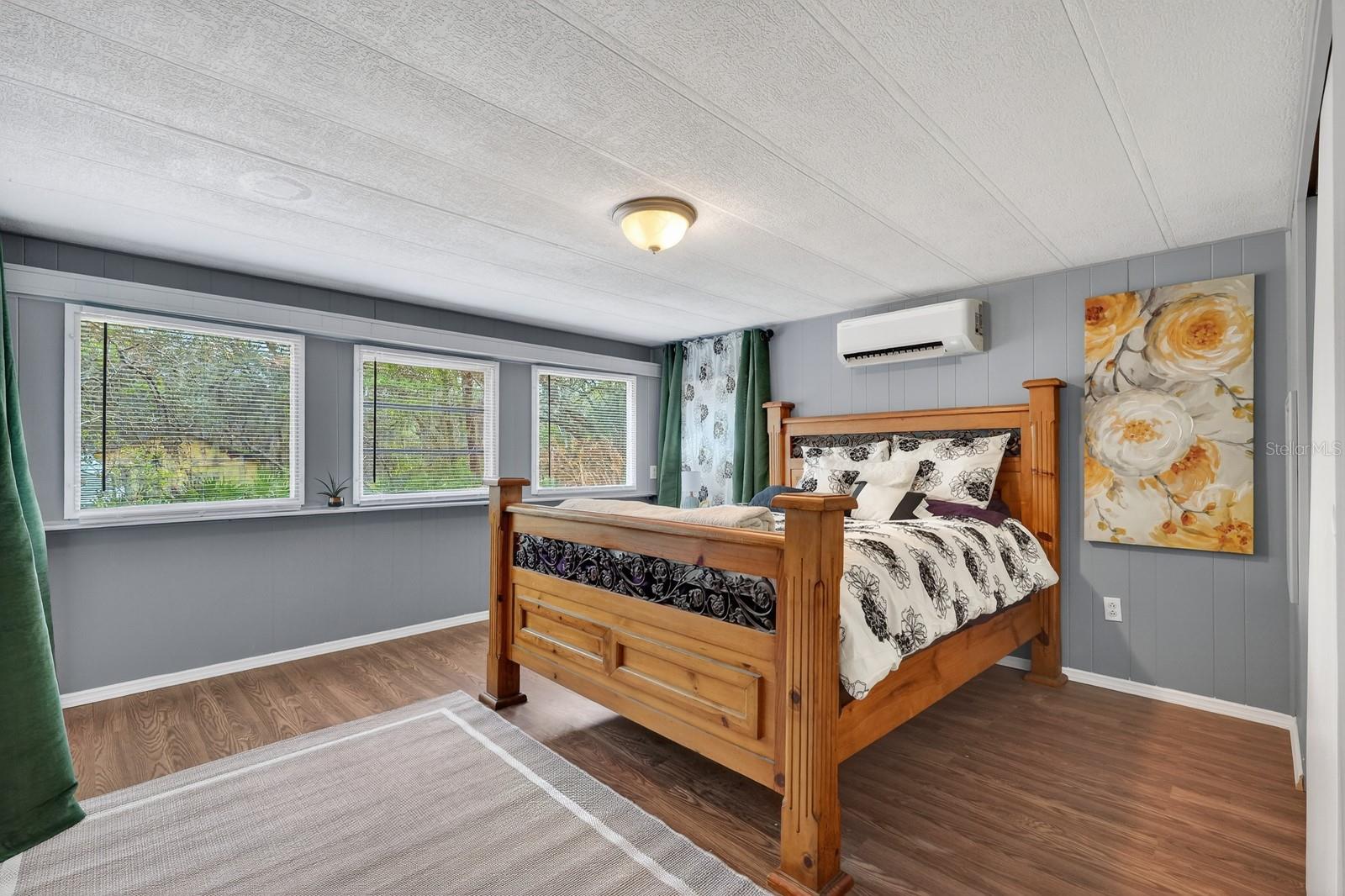 Image 17 of 39 For 112 Palmer Drive