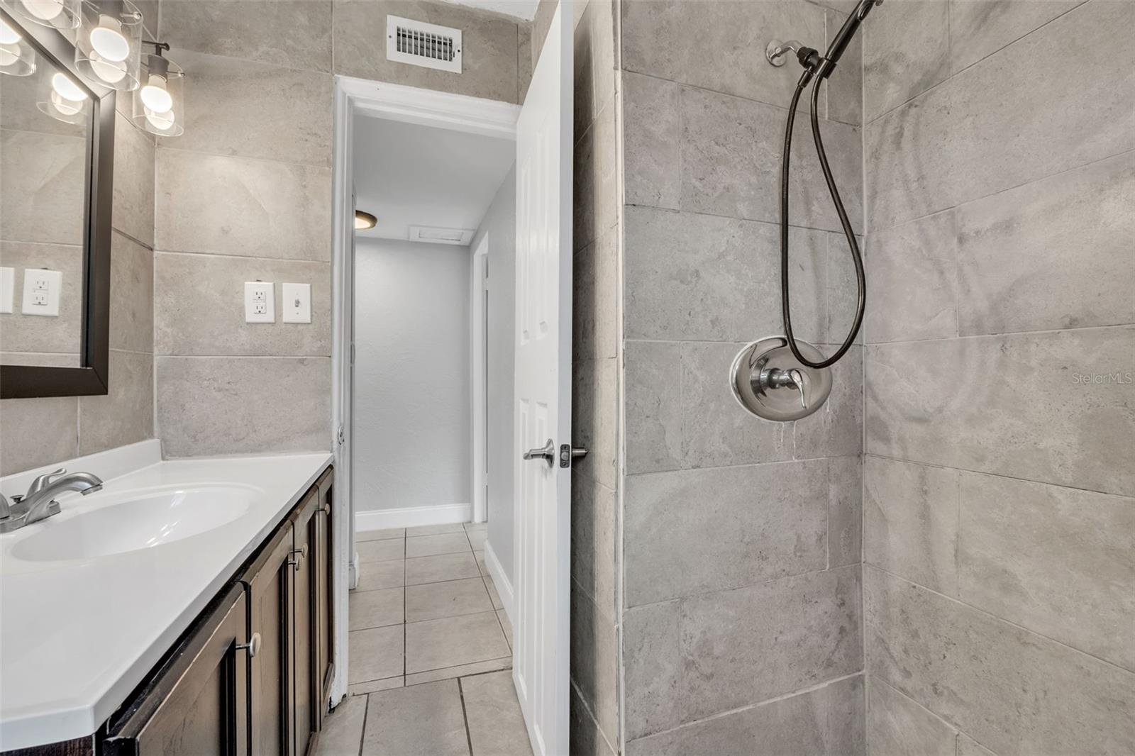 Image 17 of 38 For 747 Derbyshire Road