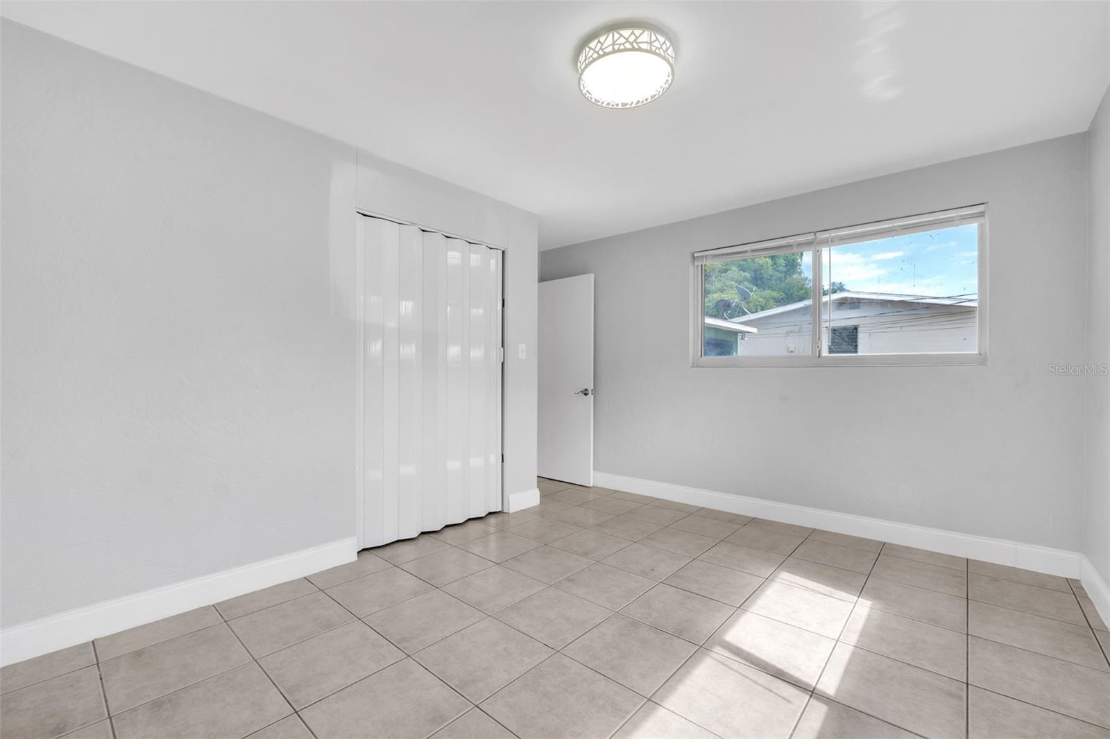 Image 22 of 38 For 747 Derbyshire Road