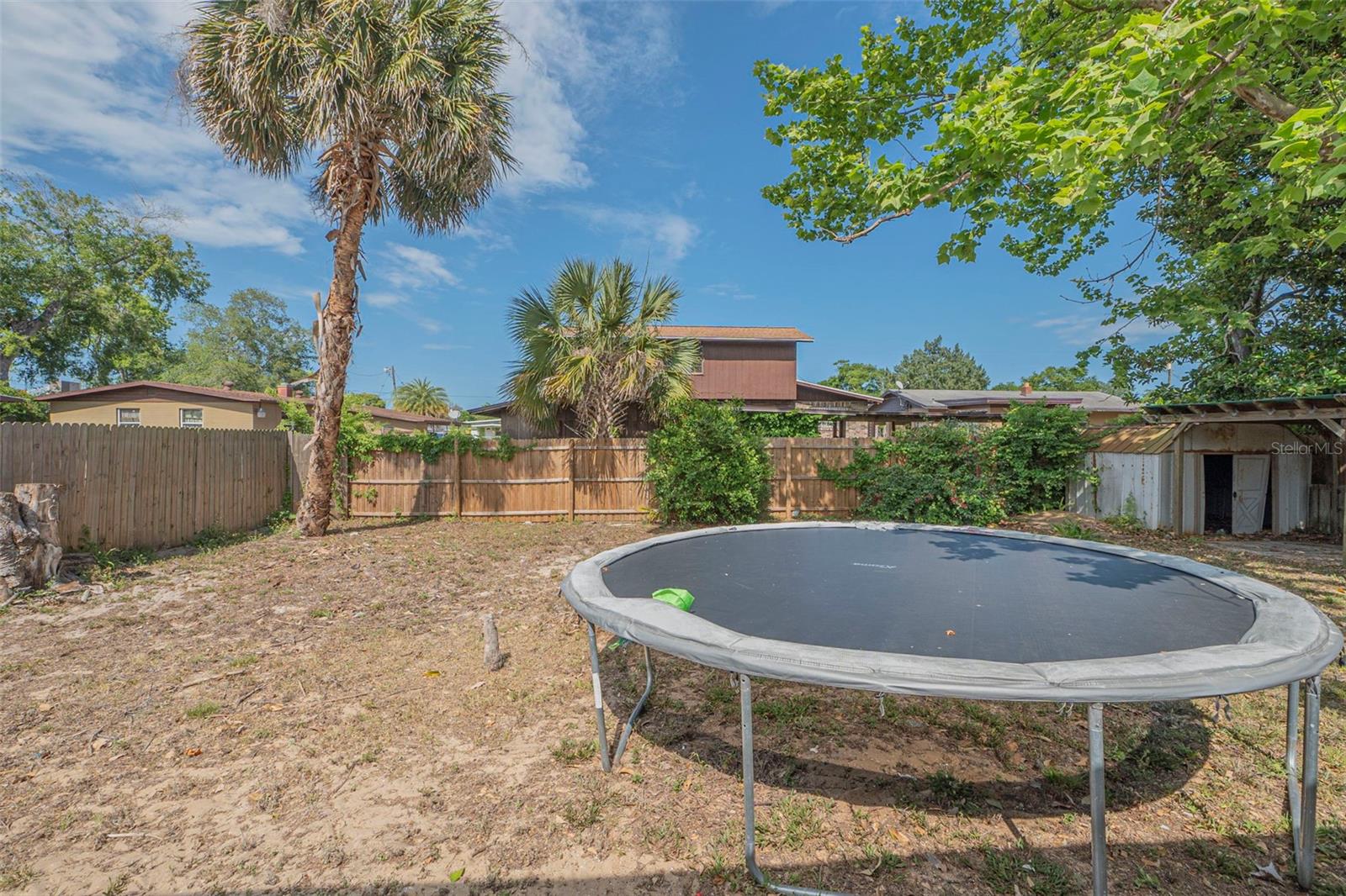 Image 24 of 38 For 747 Derbyshire Road