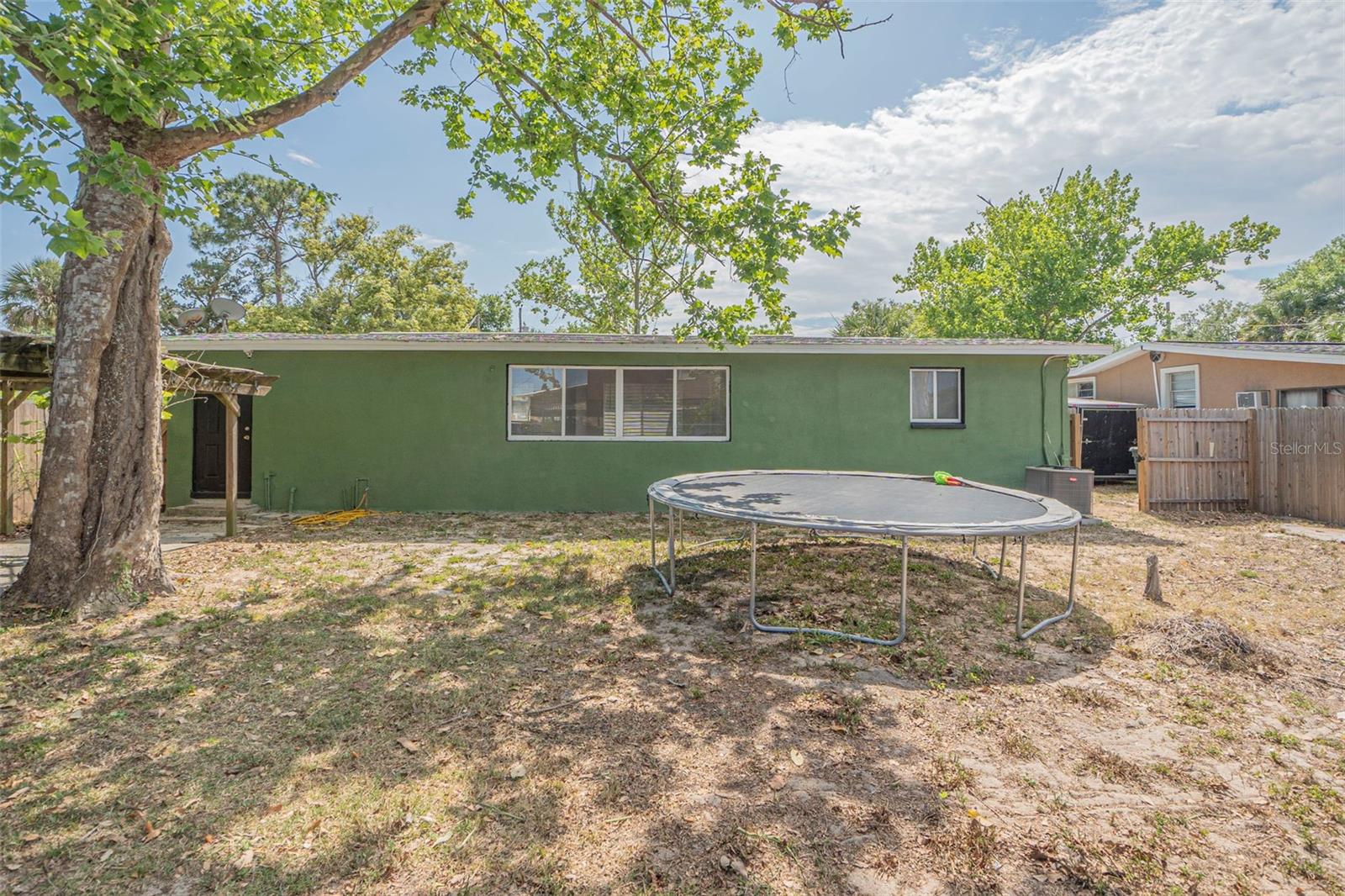 Image 25 of 38 For 747 Derbyshire Road