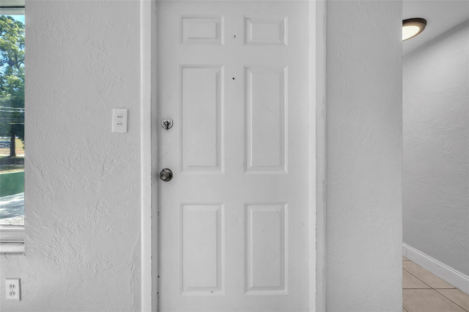 Image 3 of 38 For 747 Derbyshire Road