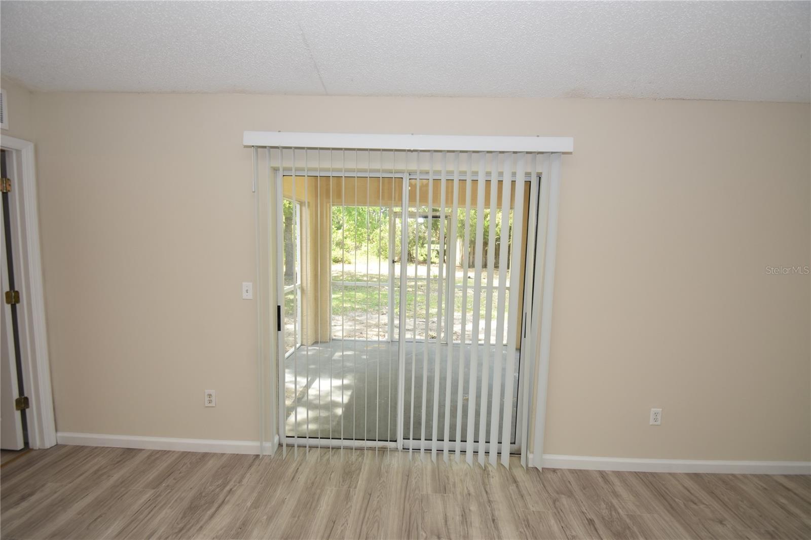 Image 14 of 40 For 15 White Deer Lane