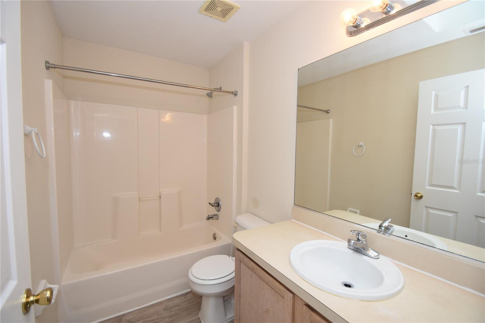 Image 36 of 40 For 15 White Deer Lane