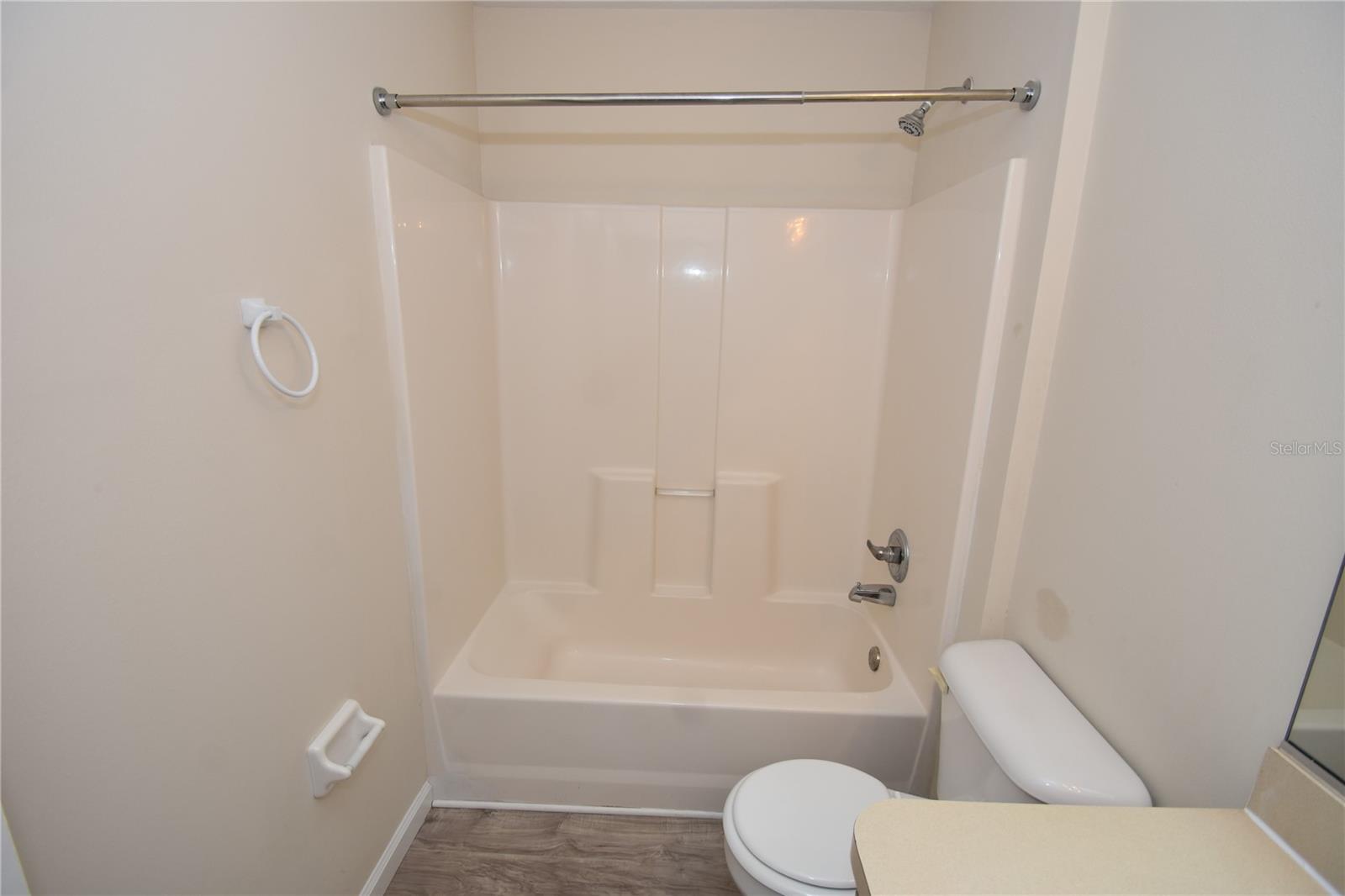 Image 37 of 40 For 15 White Deer Lane