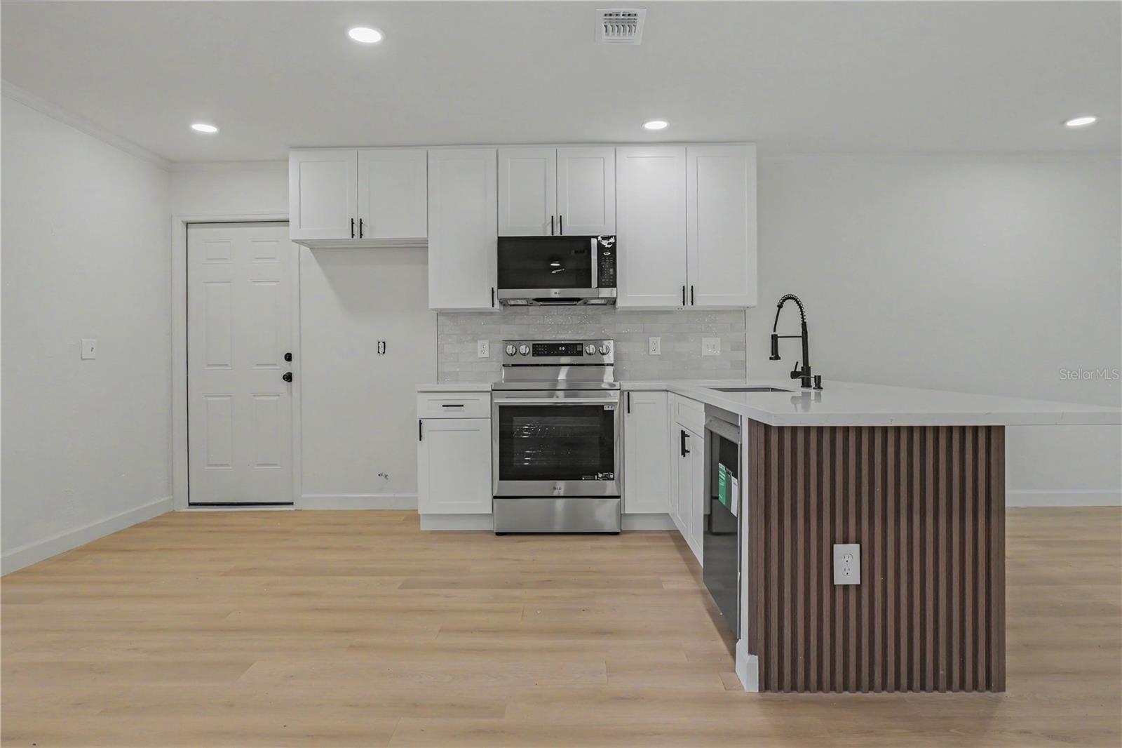 Image 9 of 52 For 150 Brookside Lane