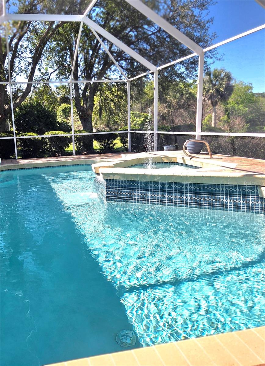 Image 24 of 39 For 16 Lagare Street