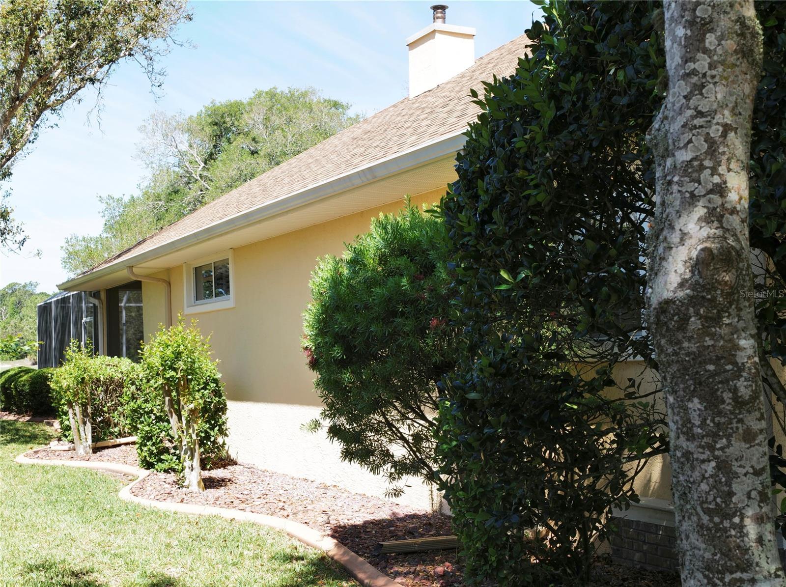 Image 32 of 39 For 16 Lagare Street