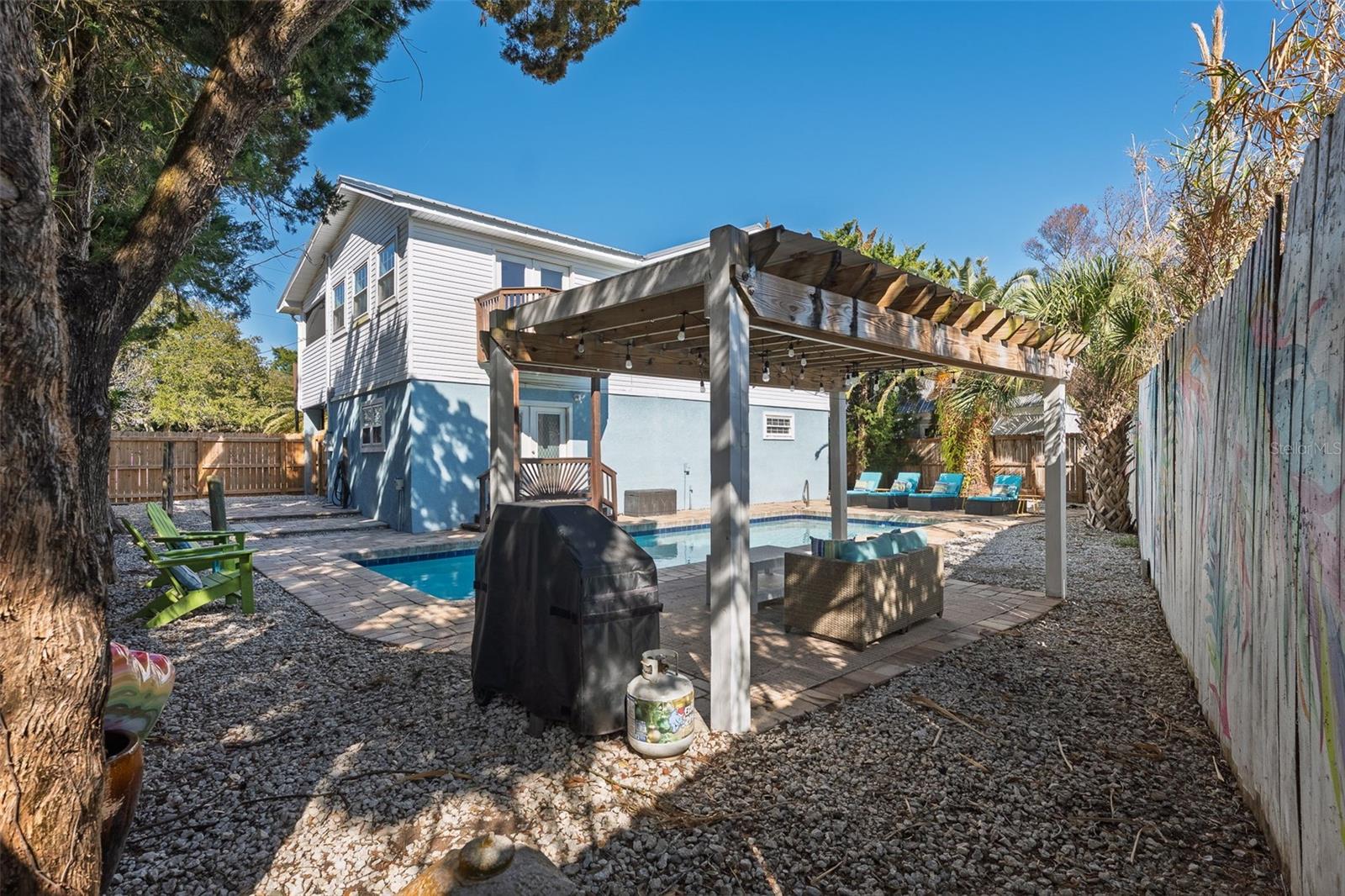 Image 41 of 50 For 287 Boulevard Des Pins