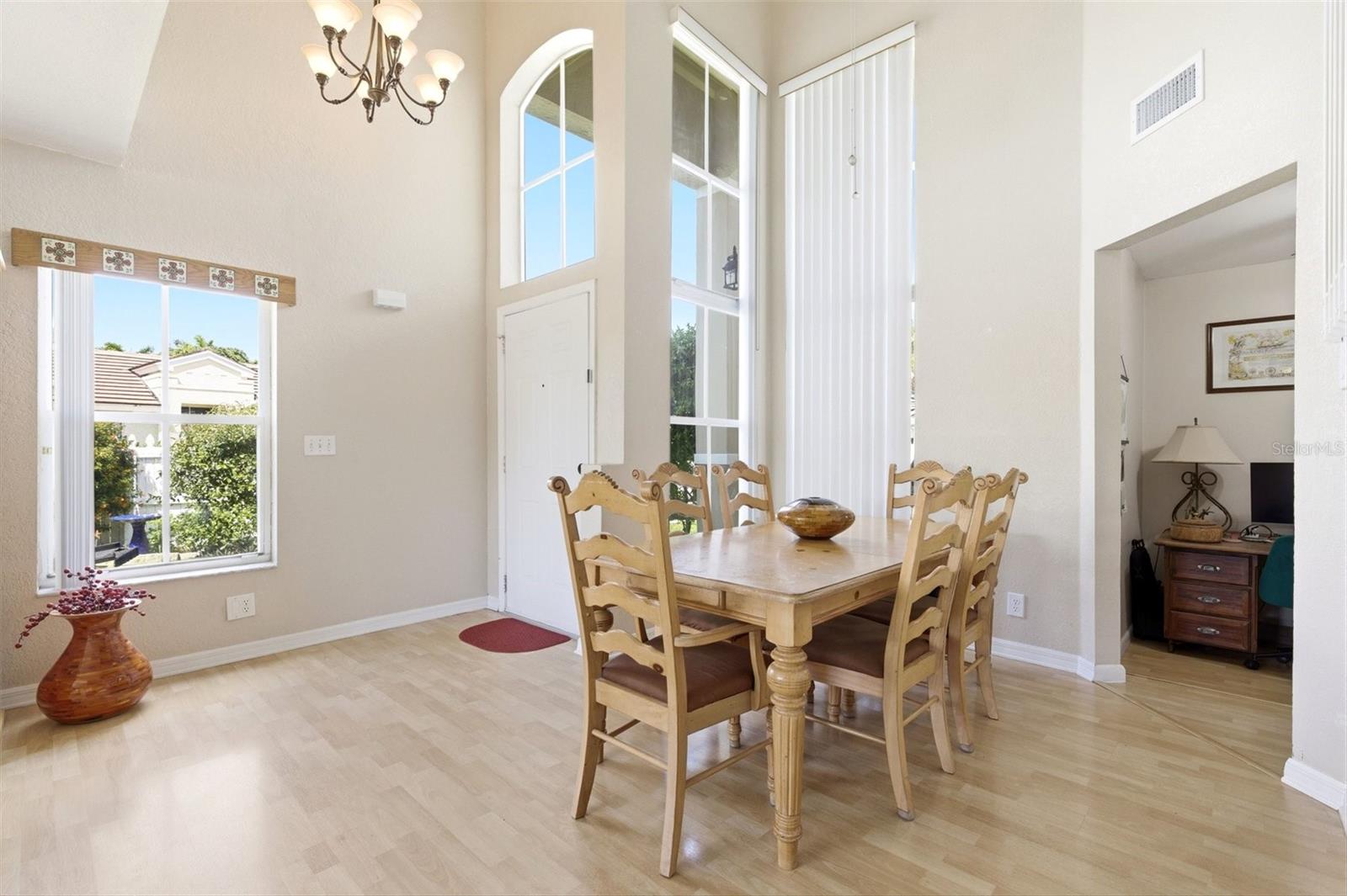 Image 10 of 57 For 3135 Sunset Circle