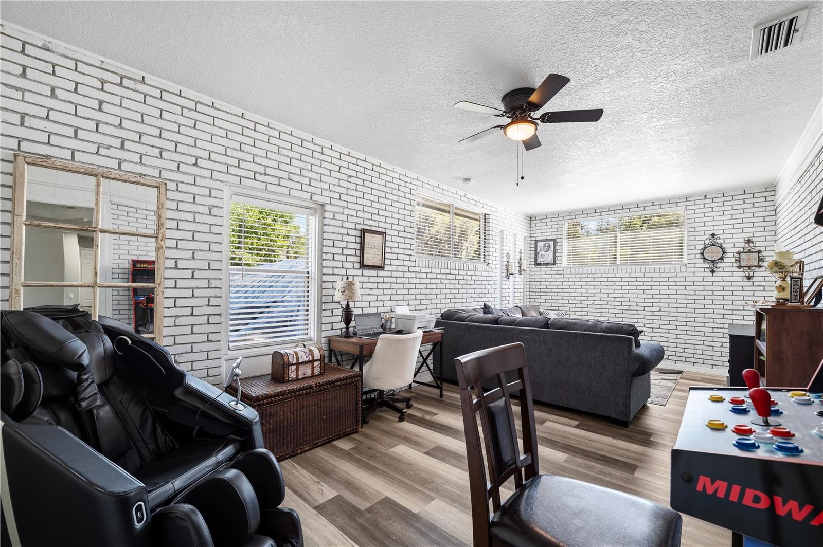 Image 21 of 60 For 1516 Prospect Street