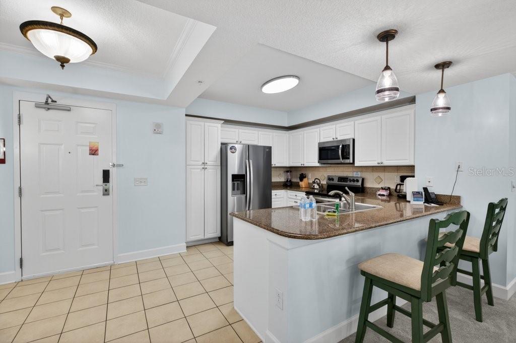 Image 14 of 70 For 200 Ocean Crest Drive 517