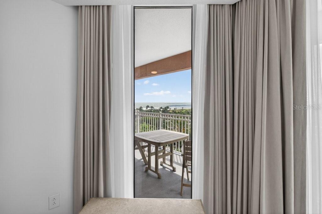 Image 23 of 70 For 200 Ocean Crest Drive 517