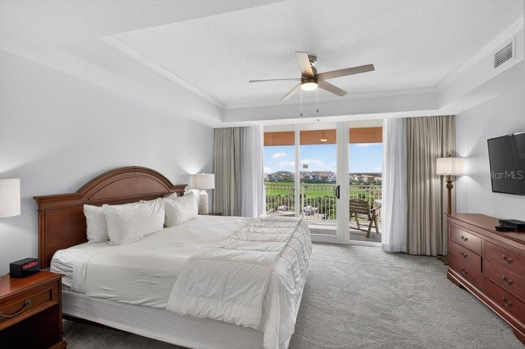 Image 26 of 70 For 200 Ocean Crest Drive 517