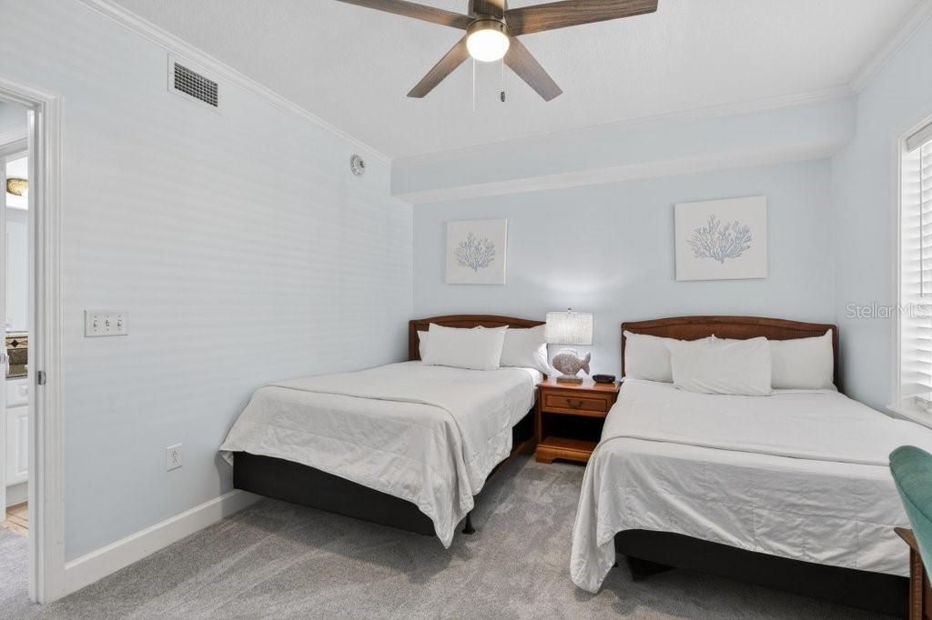 Image 39 of 70 For 200 Ocean Crest Drive 517