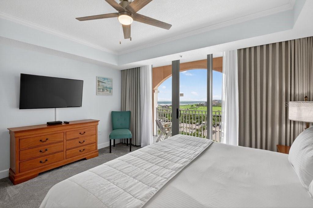 Image 44 of 70 For 200 Ocean Crest Drive 517