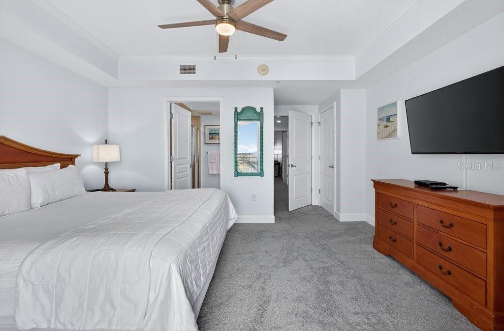 Image 45 of 70 For 200 Ocean Crest Drive 517