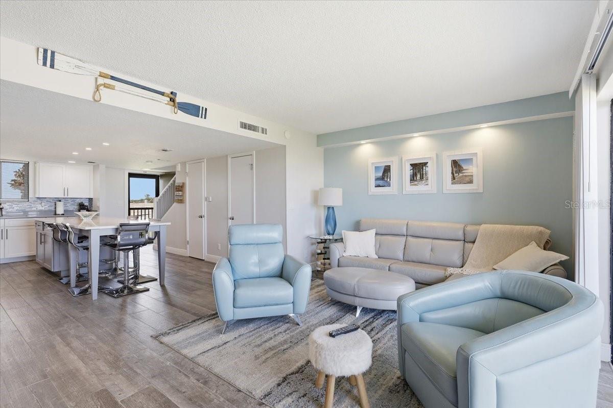 Image 19 of 58 For 3500 Ocean Shore Boulevard 204