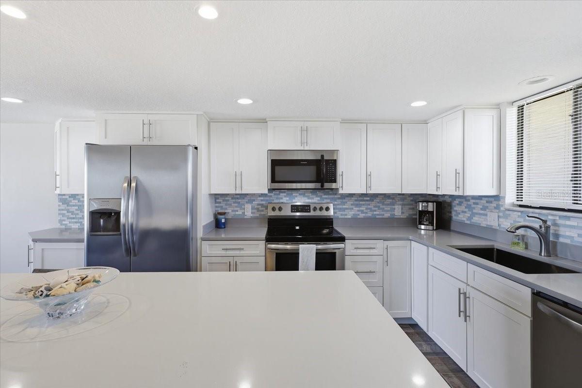 Image 27 of 58 For 3500 Ocean Shore Boulevard 204