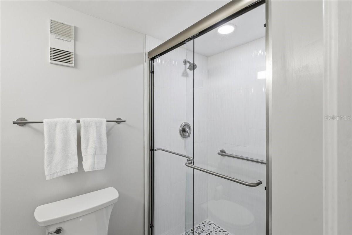 Image 44 of 58 For 3500 Ocean Shore Boulevard 204