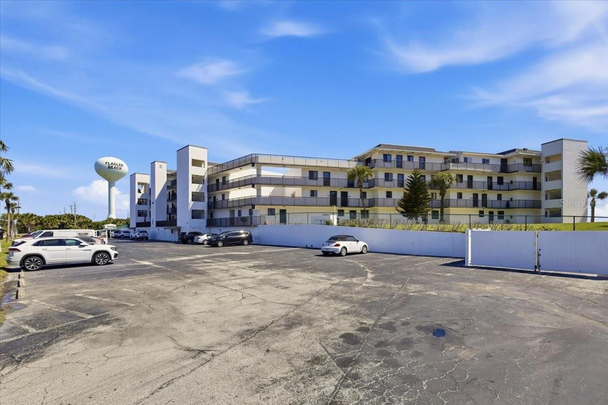 Image 46 of 58 For 3500 Ocean Shore Boulevard 204