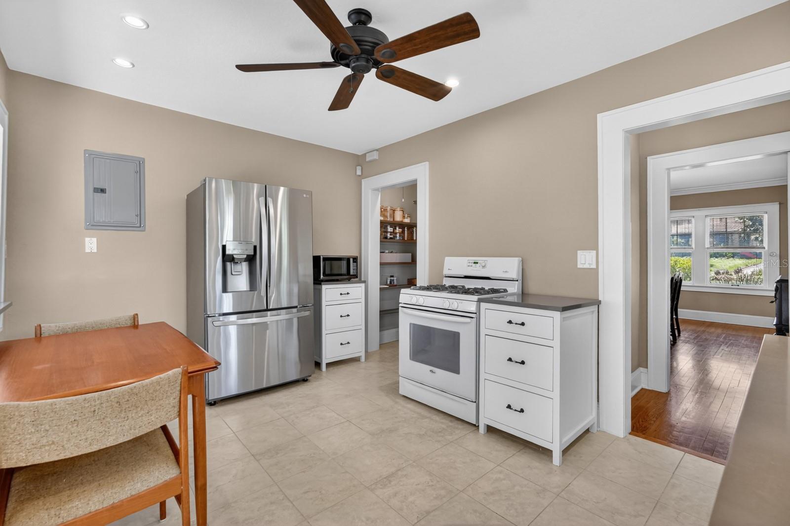 Image 26 of 92 For 1225 Gamble Place