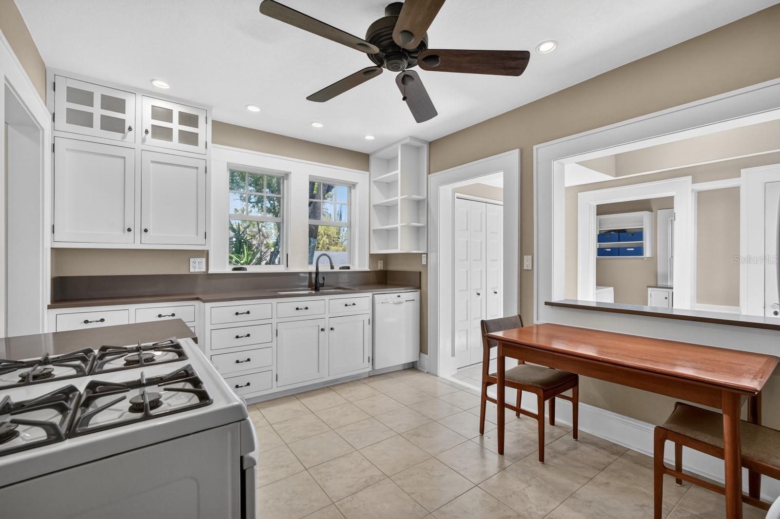 Image 28 of 92 For 1225 Gamble Place