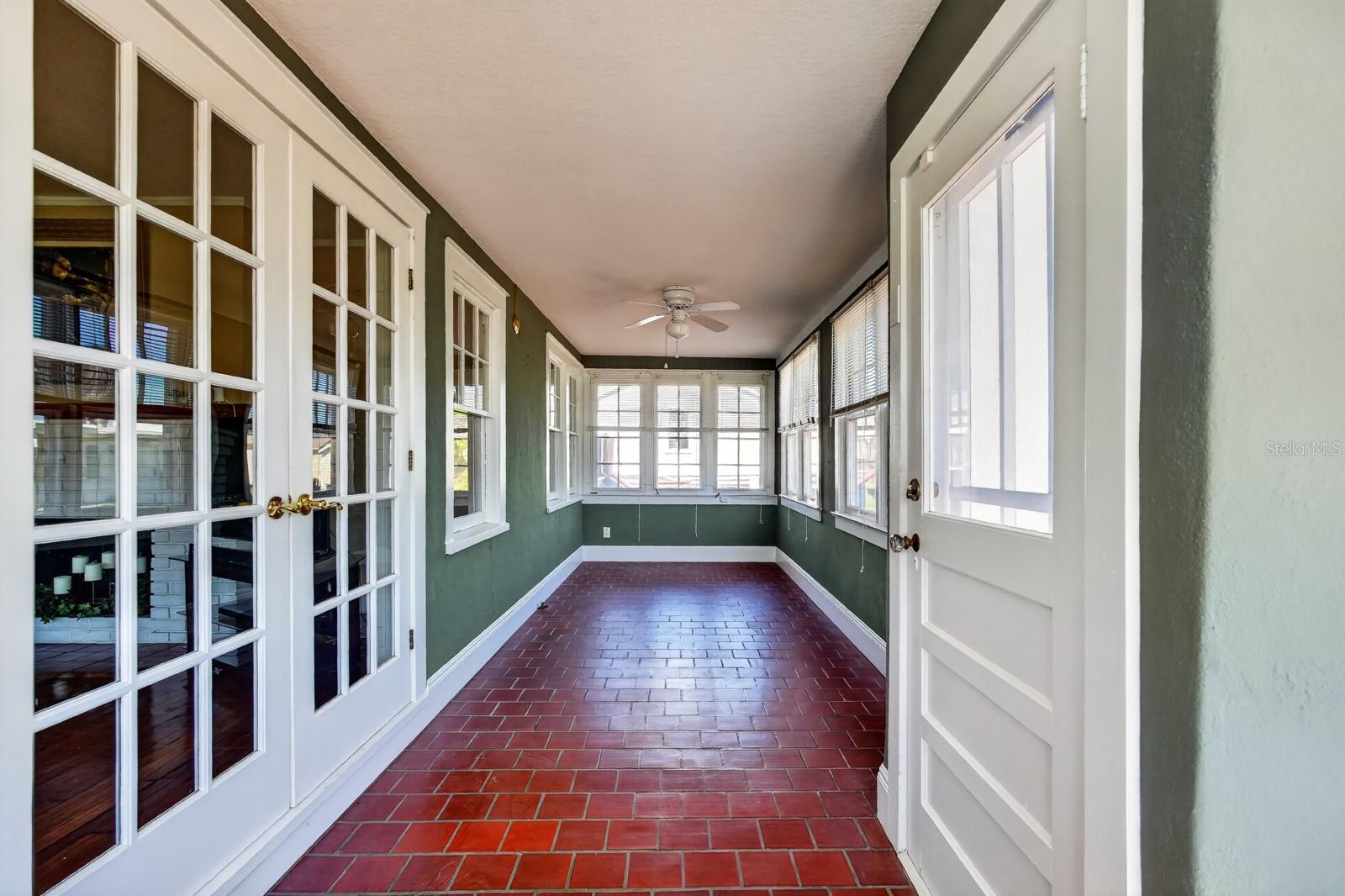 Image 49 of 92 For 1225 Gamble Place