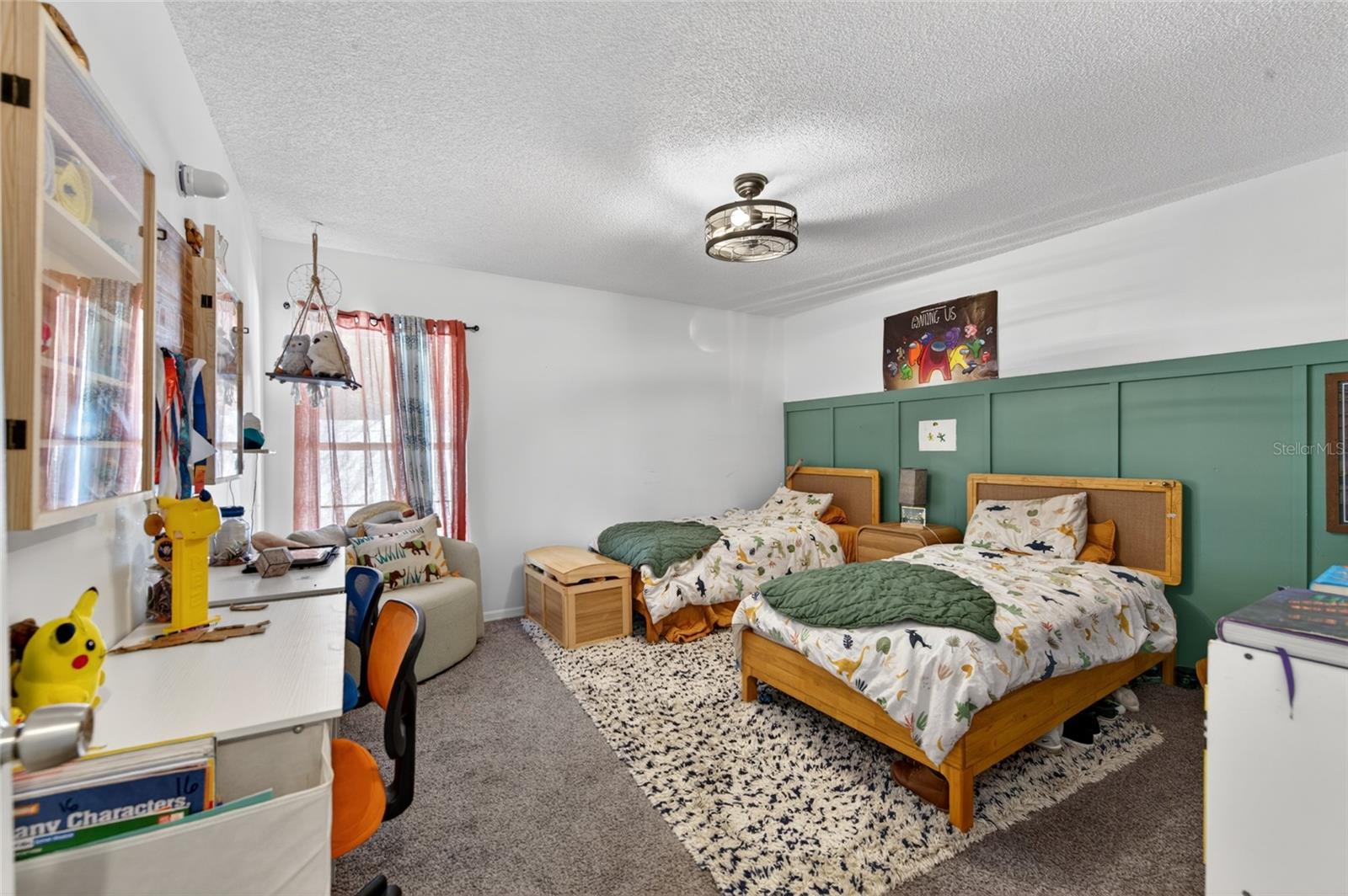 Image 24 of 31 For 5 Farr Place