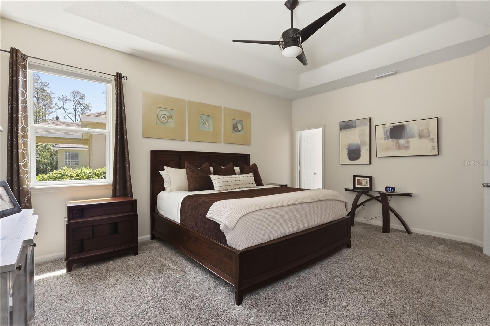 Image 14 of 47 For 124 Hummingbird Place