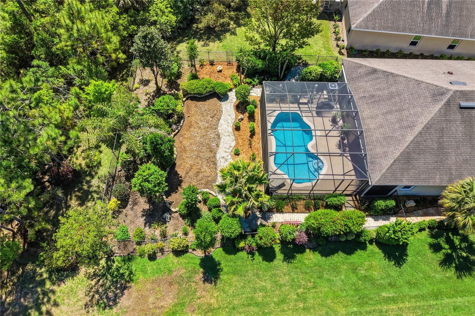 Image 36 of 47 For 124 Hummingbird Place