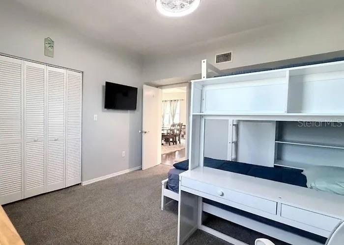 Image 32 of 100 For 901 Ocean Shore Boulevard