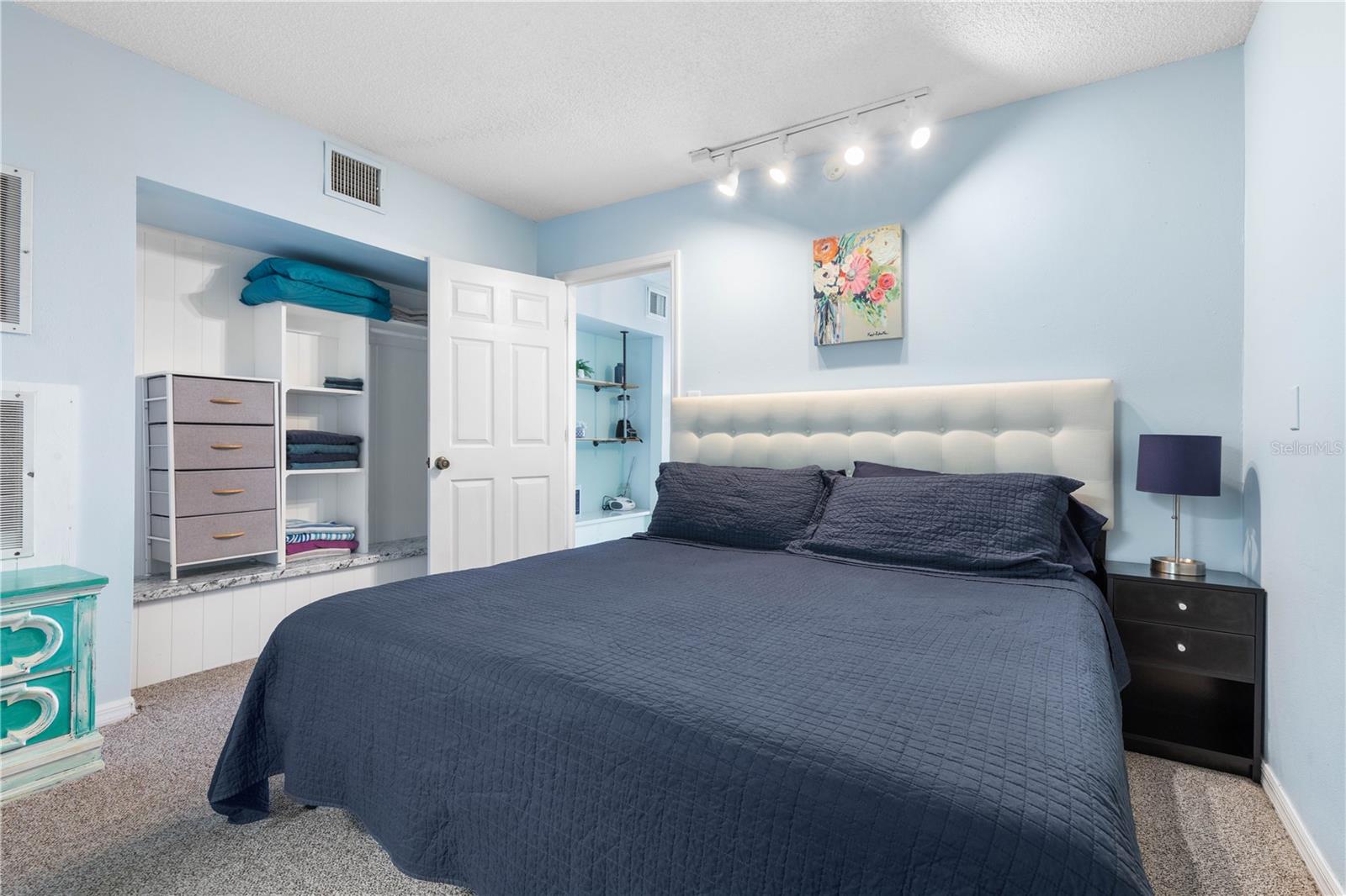 Image 48 of 100 For 901 Ocean Shore Boulevard