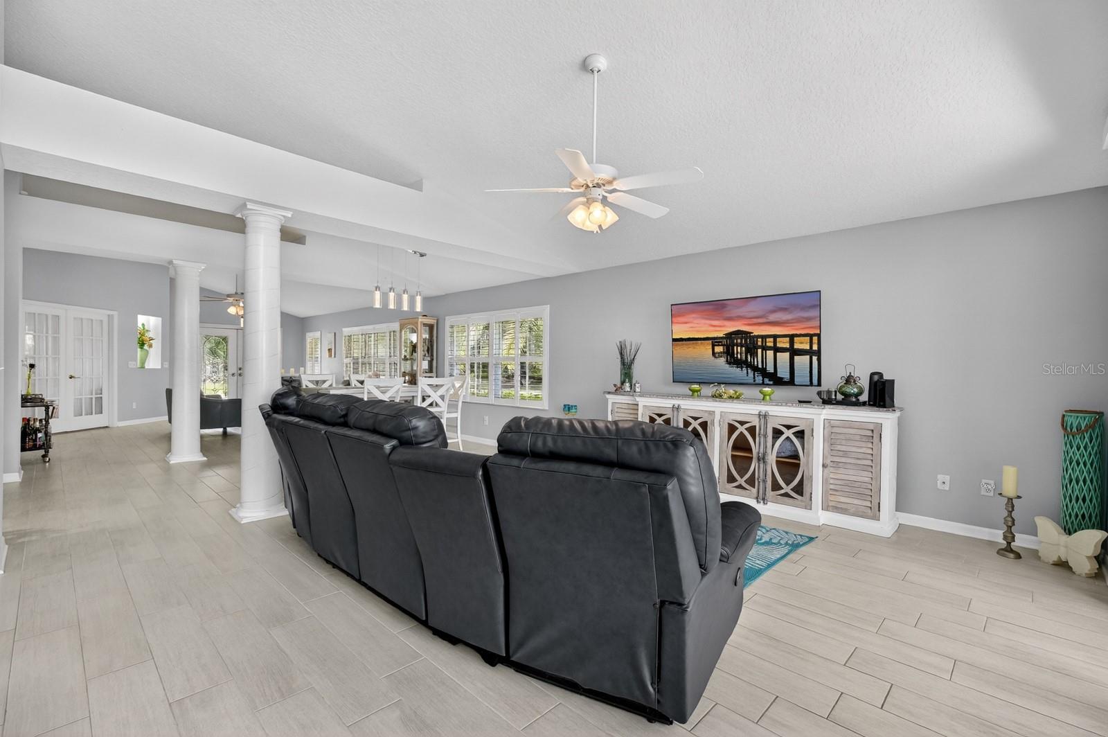 Image 21 of 63 For 1444 Sunningdale Lane