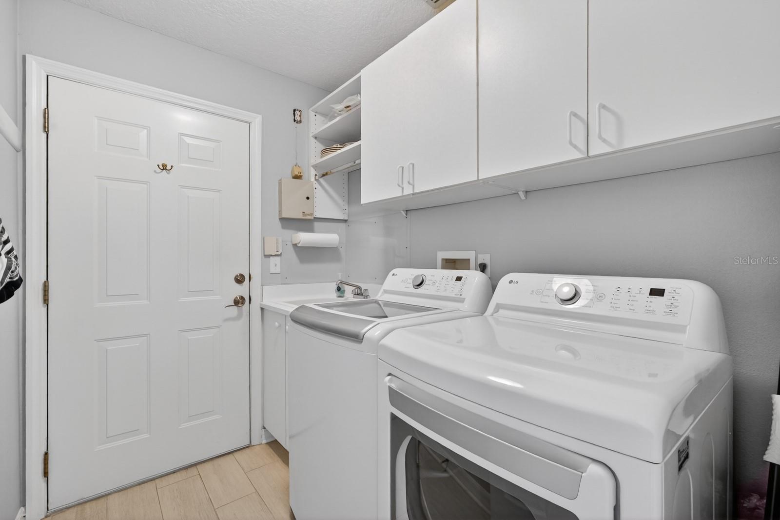 Image 40 of 63 For 1444 Sunningdale Lane