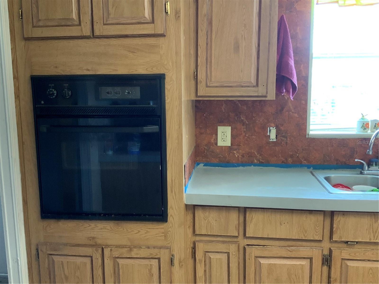 Image 5 of 9 For 1639 Bass Avenue