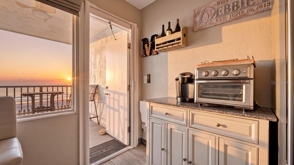 Image 7 of 19 For 935 Atlantic Avenue 358