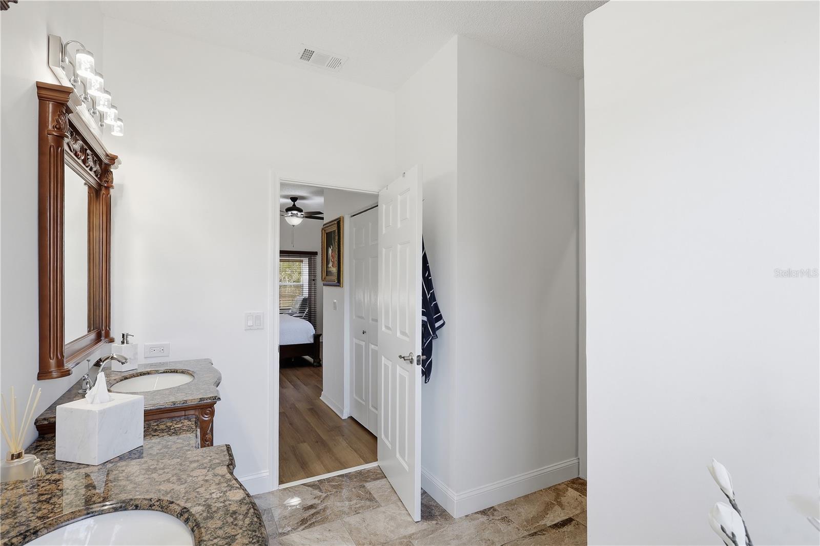Image 23 of 42 For 43 Flemingwood Lane