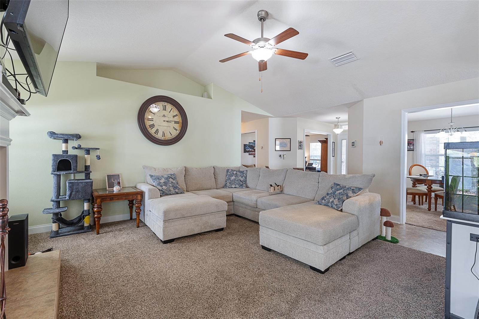 Image 10 of 63 For 19 Freemont Turn