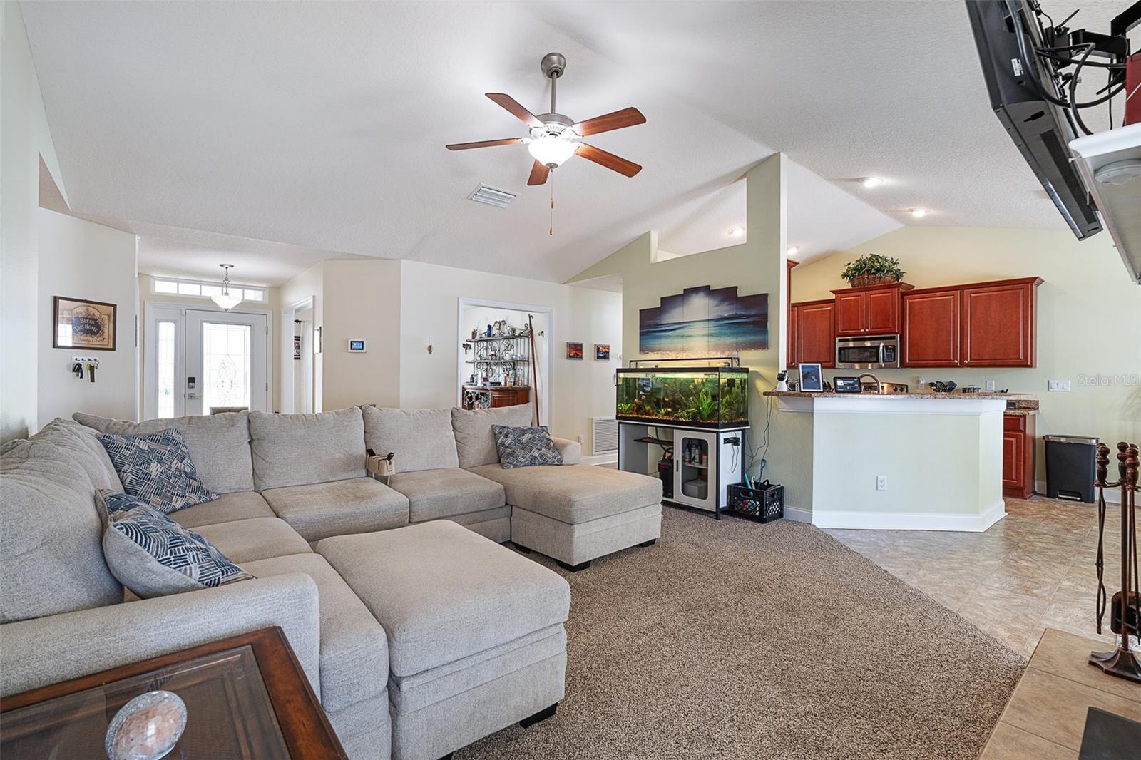 Image 11 of 63 For 19 Freemont Turn