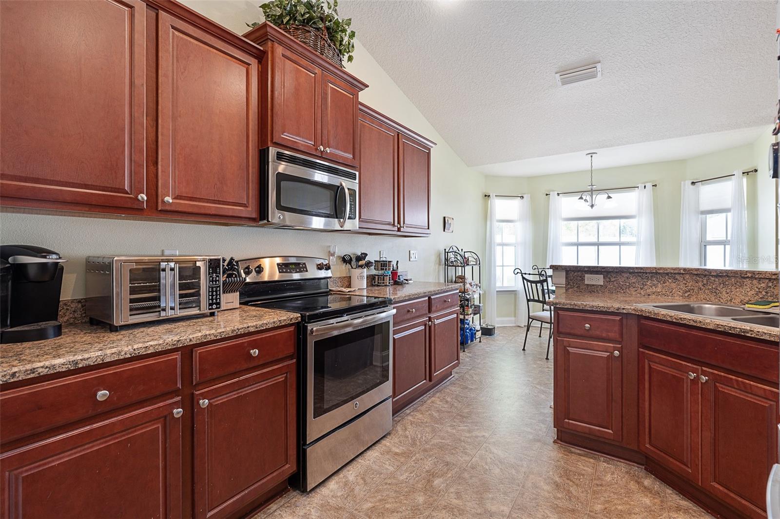 Image 15 of 63 For 19 Freemont Turn