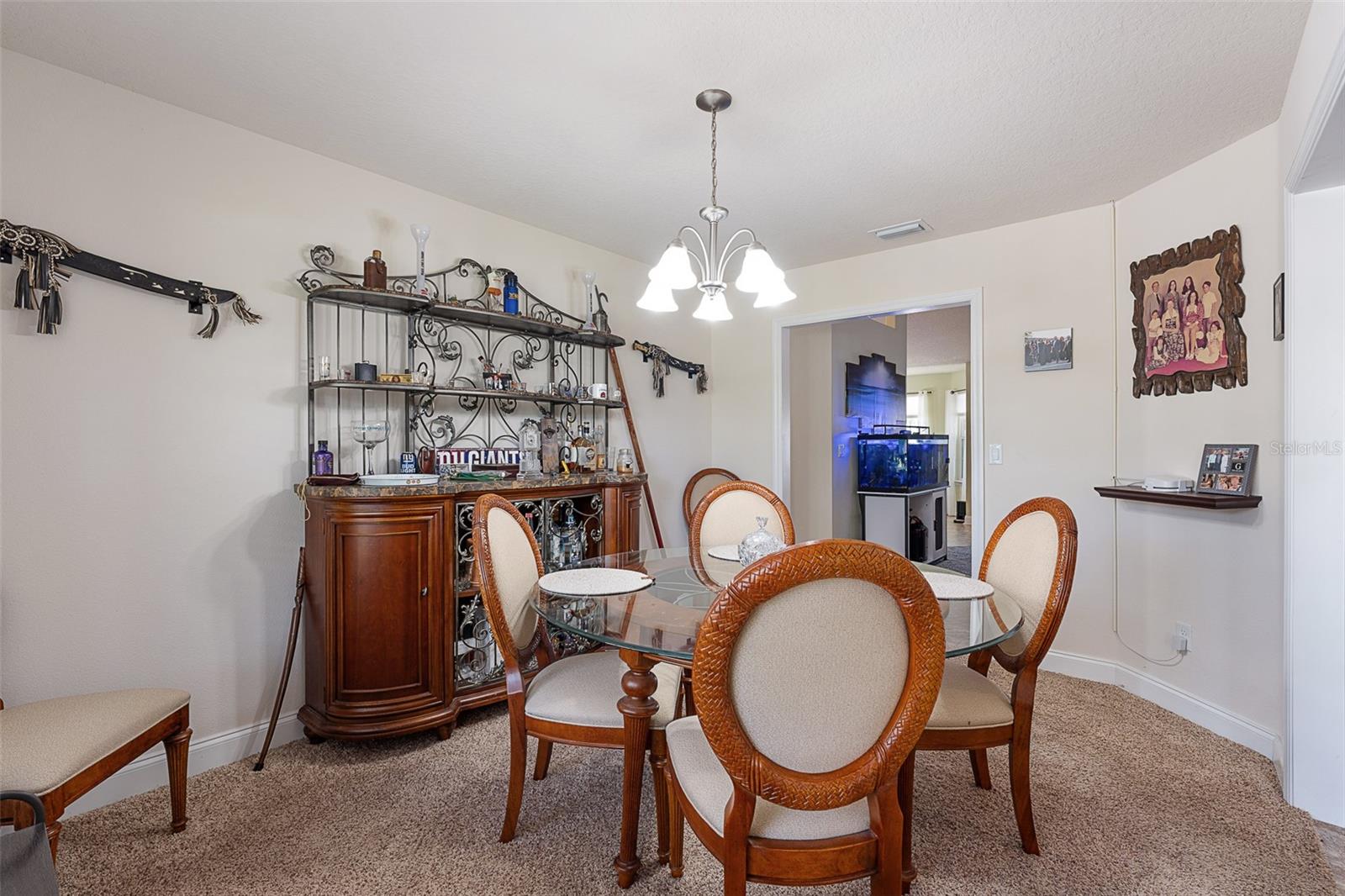 Image 23 of 63 For 19 Freemont Turn