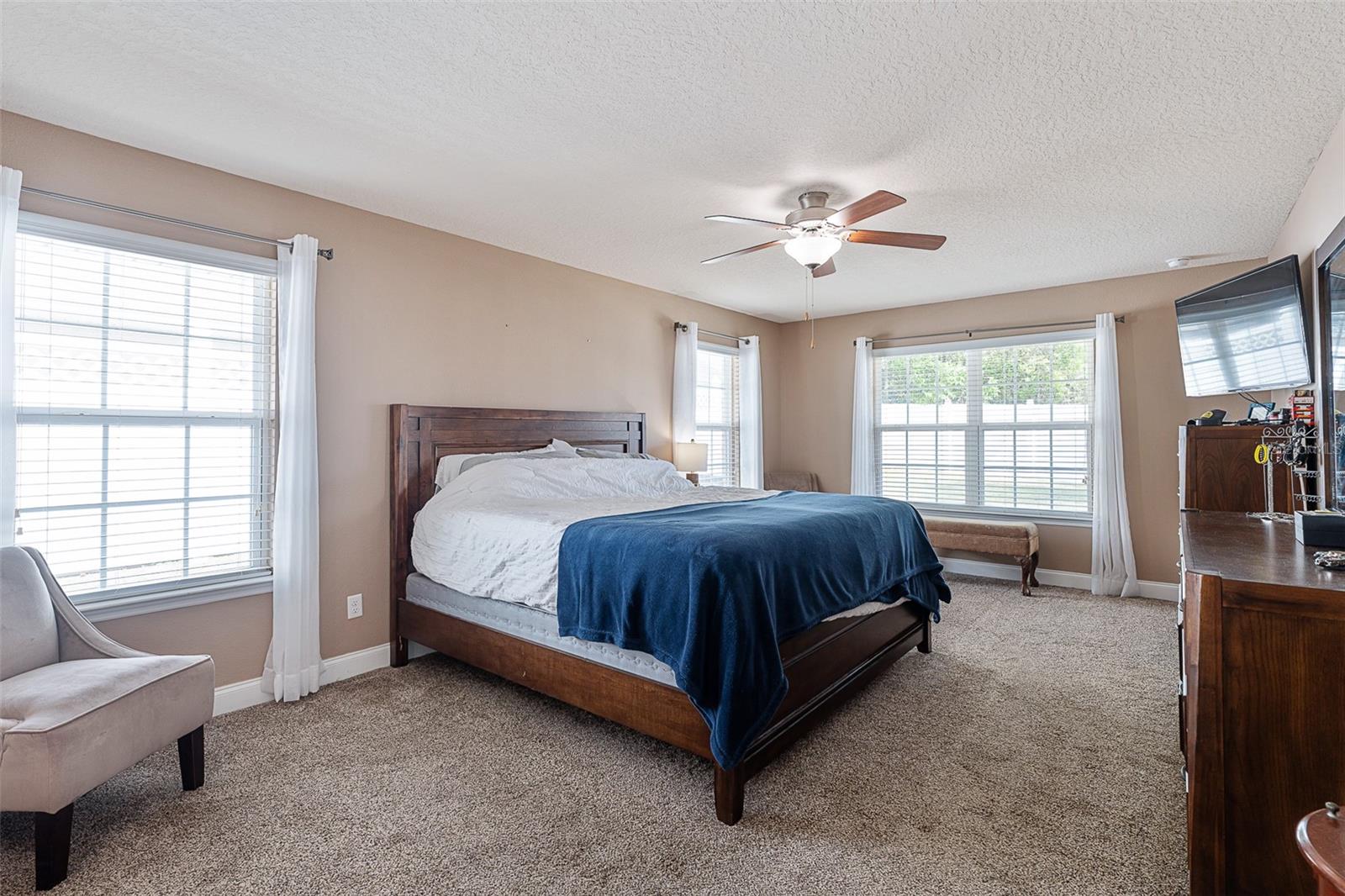 Image 28 of 63 For 19 Freemont Turn