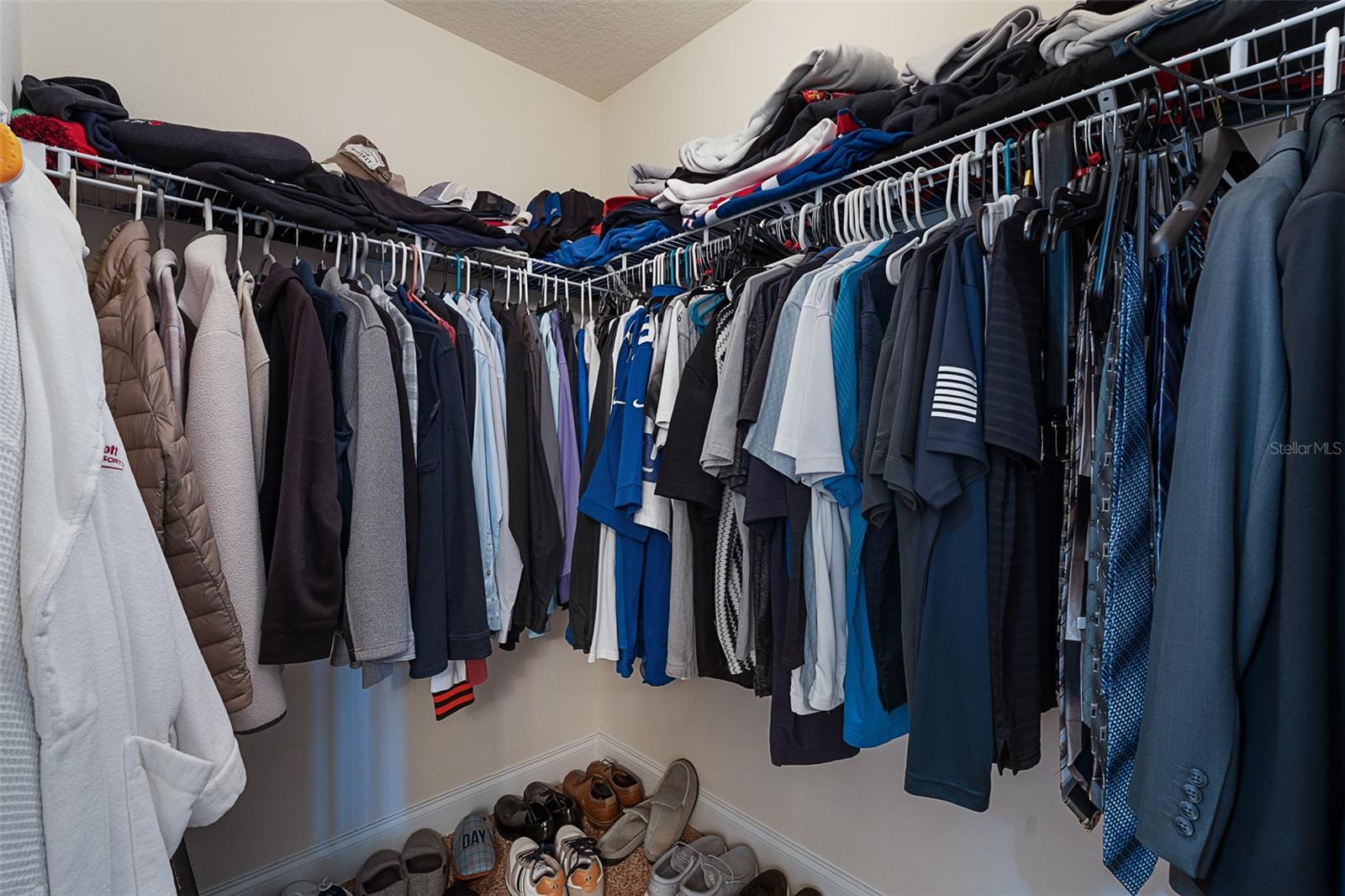 Image 35 of 63 For 19 Freemont Turn