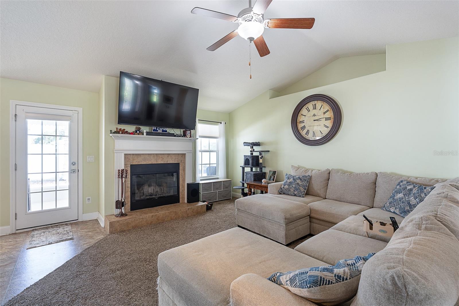 Image 9 of 63 For 19 Freemont Turn