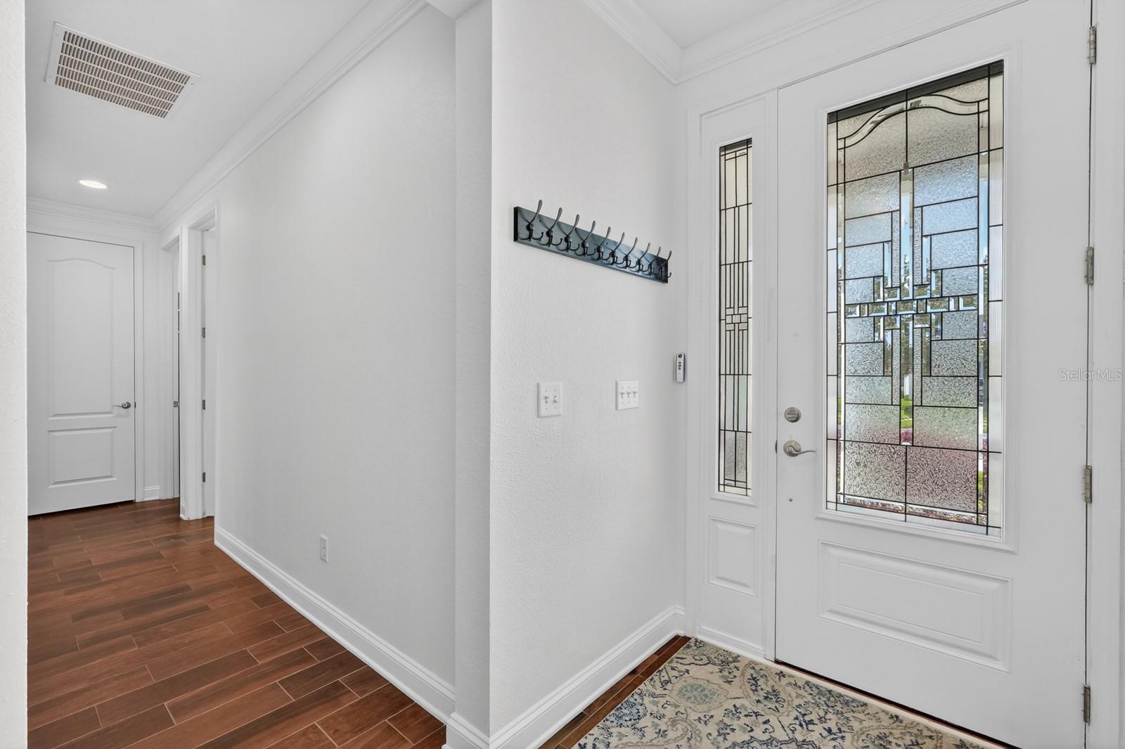 Image 11 of 62 For 34 Estero Court